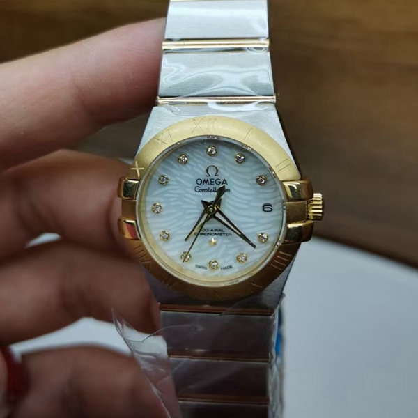 オメガ時計正面デザイン